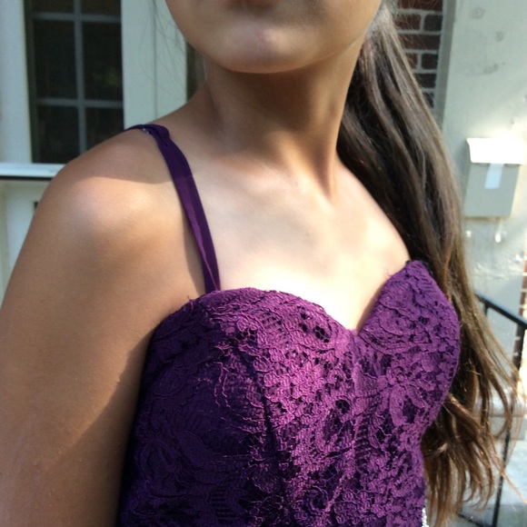 Sleeveless purple prom dress size 1 - Picture 6 of 8